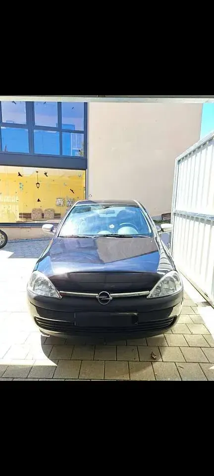 Używany Opel Corsa 75 KM (55 kW) 2003 Hatchback