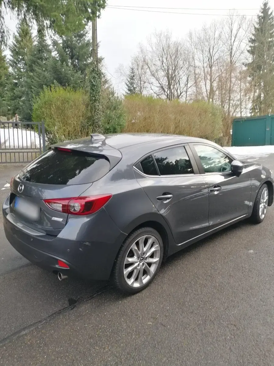 Gebraucht Mazda 3 Sky 120 PS (88 kW) 2015 Grau Limousine