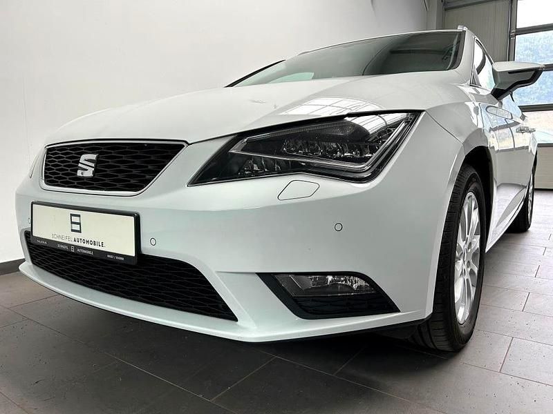 Gebraucht Seat Leon ST Style 125 PS (91 kW) 2015 Weiß Kombi