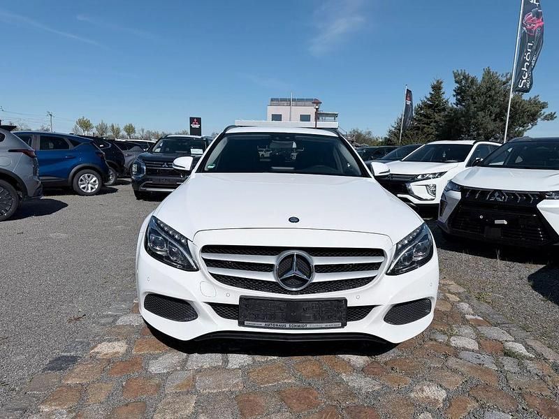 Gebraucht Mercedes C220 170 PS (125 kW) 2017 Weiß Kombi