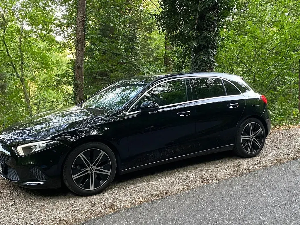 Gebraucht Mercedes A200 150 PS (110 kW) 2019 Schwarz Limousine