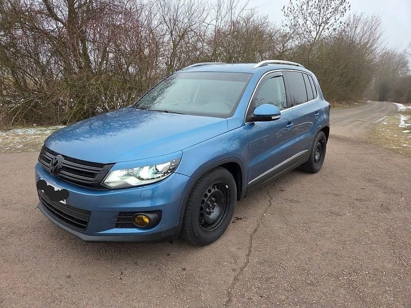 Blau Gebraucht 2012 VW Tiguan Sportline SUV | 6.500 € (Fairer Preis) - Bild 1/4