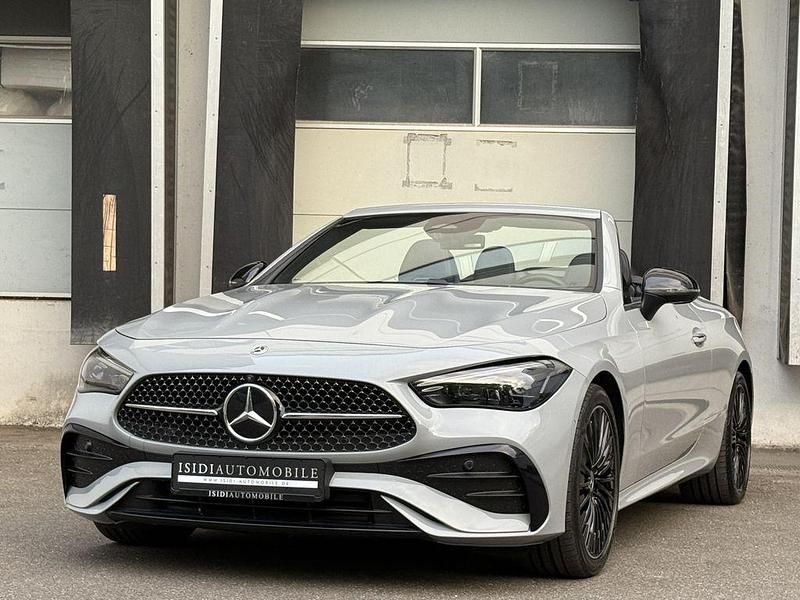Grau Gebraucht 2024 Mercedes CLE220 AMG Line Premium Cabrio | 59.970 € - Bild 1/4
