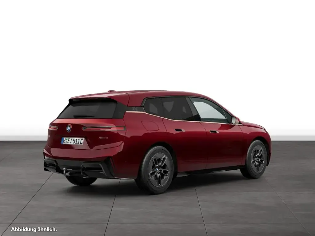 Gebraucht BMW iX M Sport 300 kW (408 PS) 2025 Rot SUV