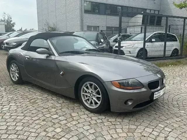 Gebraucht BMW Z4 Sport Line 170 PS (125 kW) 2004 Grau Cabrio