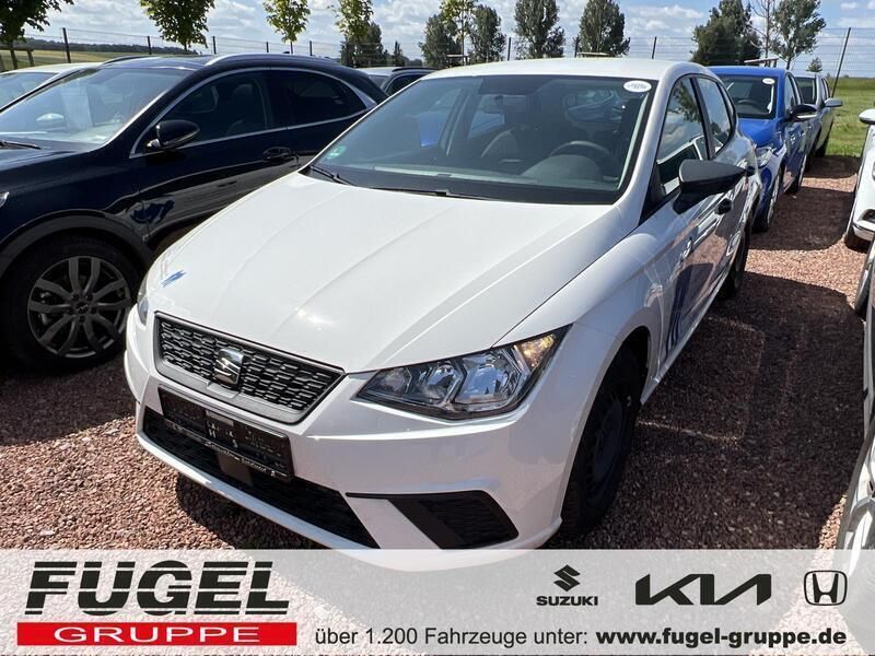 "candy" weiss Gebraucht 2021 Seat Ibiza Reference Limousine | 11.999 € (Guter Preis) - Bild 1/4
