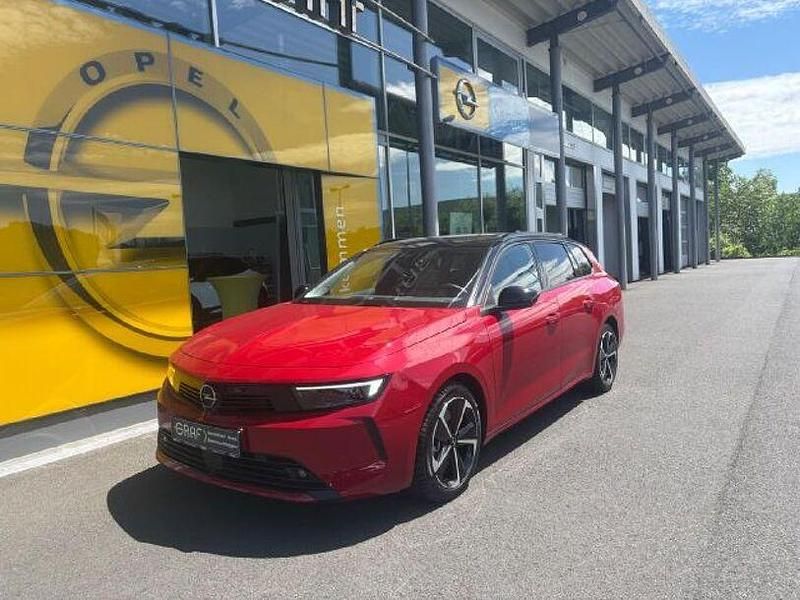 Gebraucht Opel Astra Elegance 181 PS (133 kW) 2024 Peperoncino/schwarz Kombi