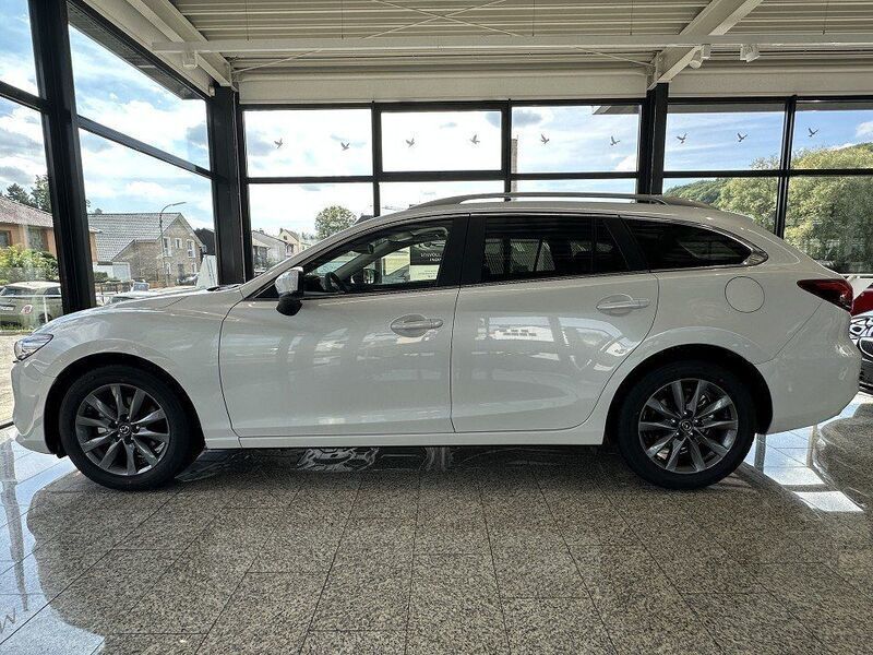 Gebraucht Mazda 6 Center-Line 165 PS (121 kW) 2023 Weiß Limousine