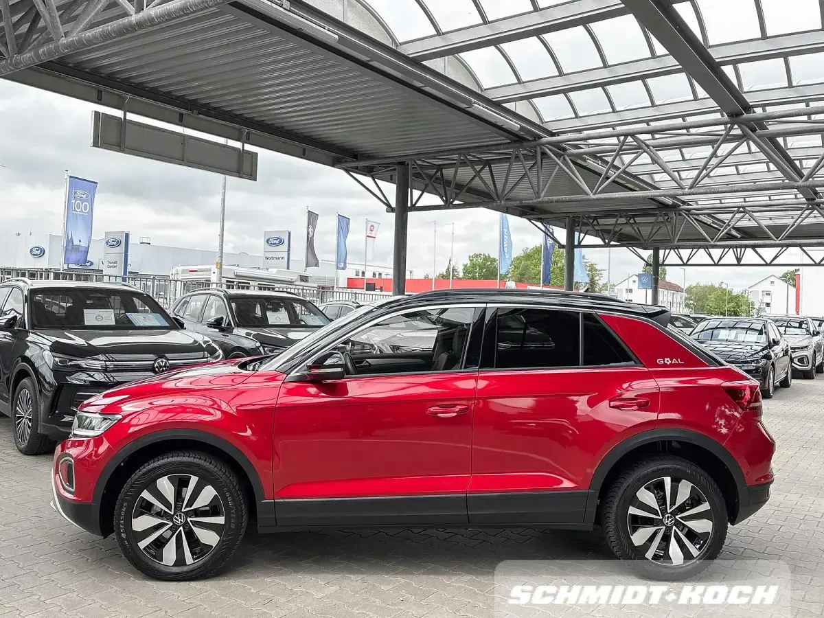 Gebraucht VW T-Roc Goal 150 PS (110 kW) 2025 Kings red (rot) SUV