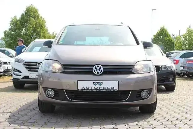Gebraucht VW Golf Plus Cross Style 122 PS (89 kW) 2011 Braun Van / Kleinbus