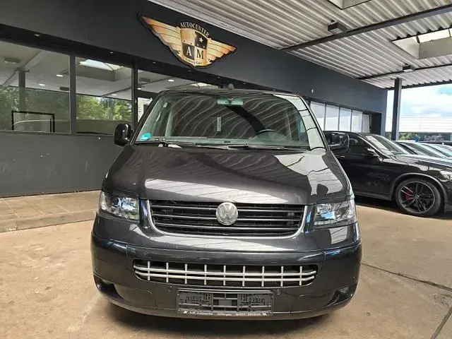Gebraucht VW Multivan Highline 174 PS (127 kW) 2004 Schwarz Van / Kleinbus