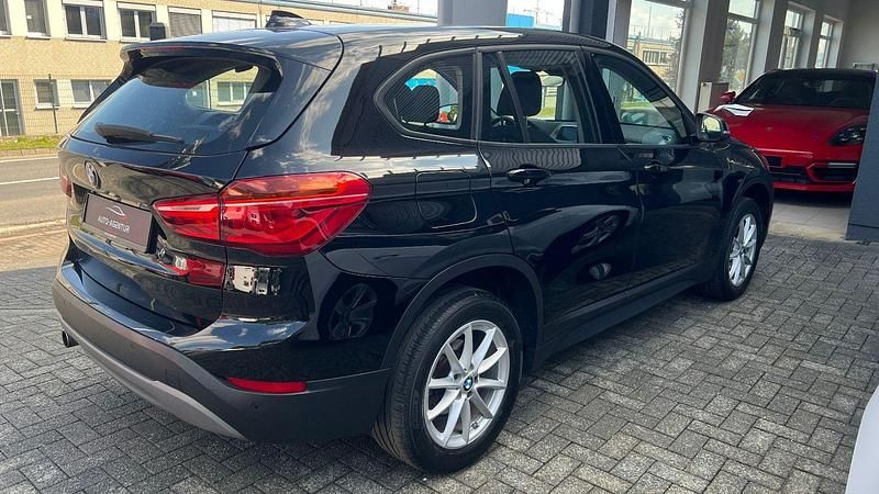 Gebraucht BMW X1 Advantage 140 PS (102 kW) 2017 Schwarz SUV