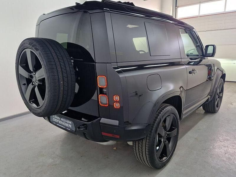 Gebraucht Land Rover Defender SE Dynamic 349 PS (256 kW) 2026 Santorini black SUV