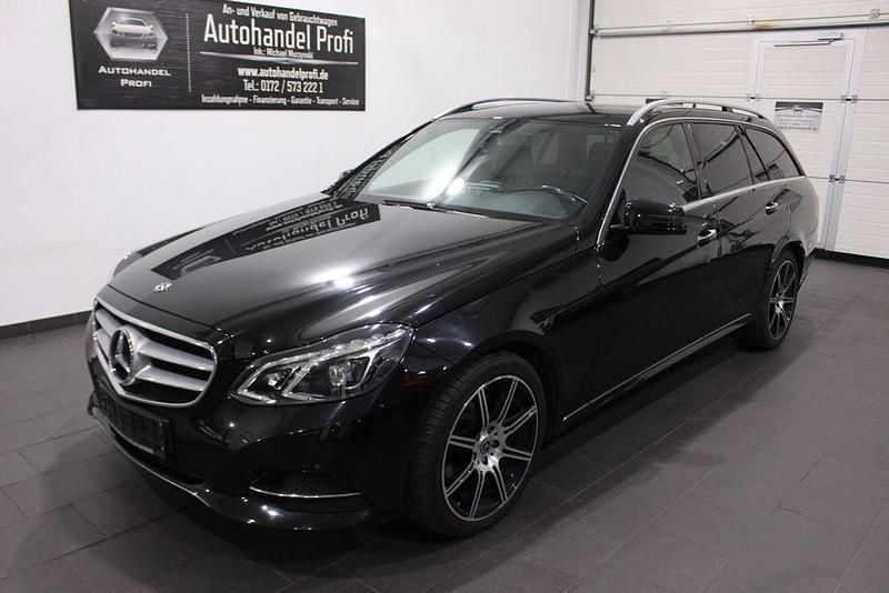 Usata Mercedes E250 204 CV (150 kW) 2013 Nero Berlina