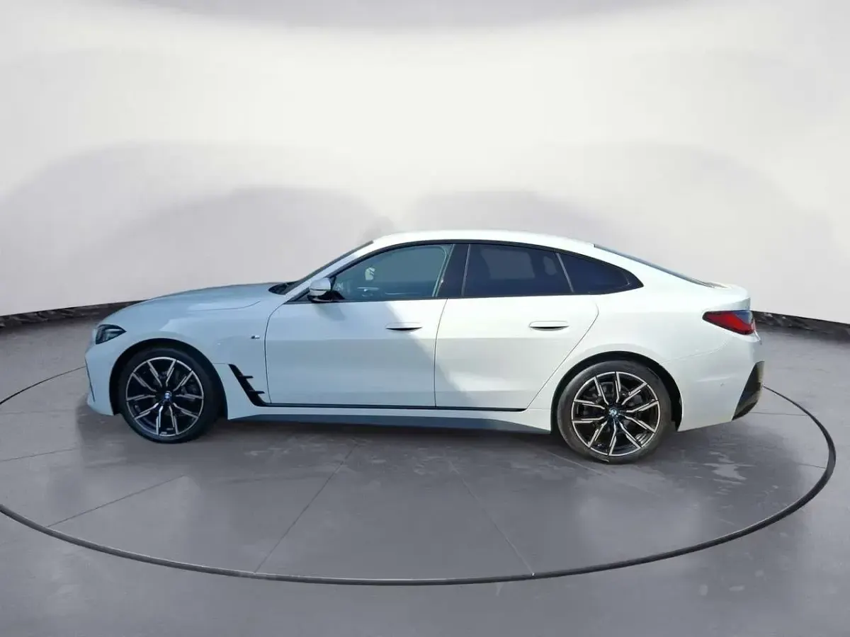 Gebraucht BMW 420 Coupé M Sport 190 PS (139 kW) 2025 Alpinweiss 3 Coupé