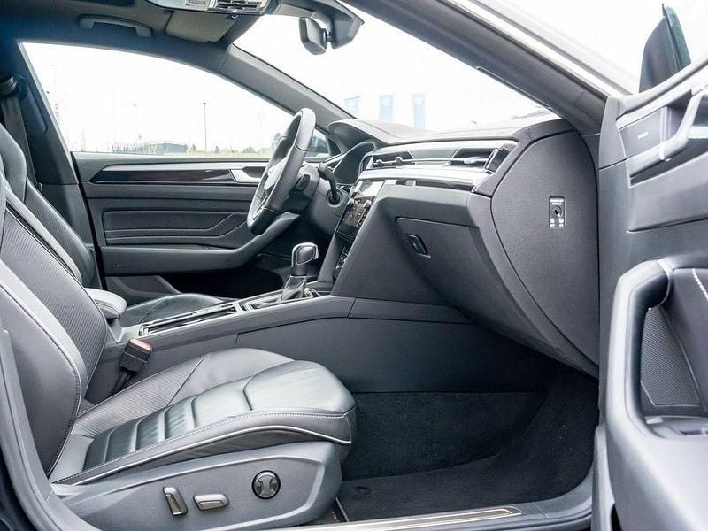 Gebraucht VW Arteon R-line 150 PS (110 kW) 2020 Schwarz / deep black Kombi