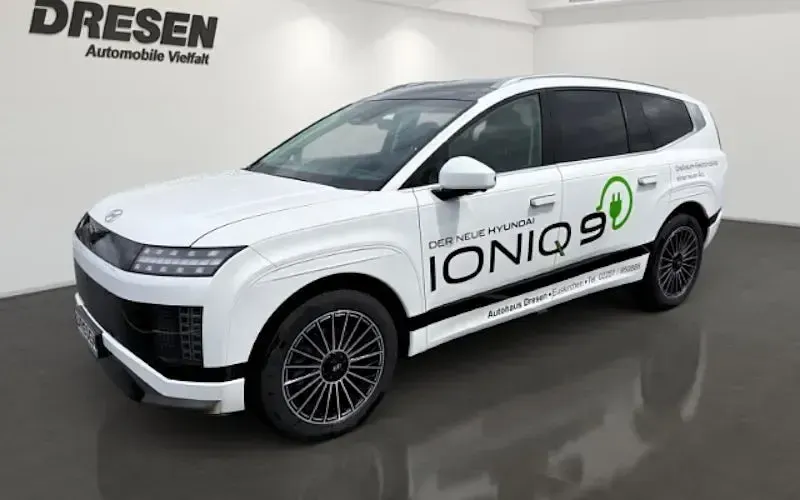 Gebraucht Hyundai Ioniq 9 225 kW (307 PS) 2025 Serenity white SUV