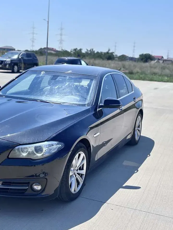 Gebraucht BMW 530 Comfort Edition 258 PS (189 kW) 2014 Schwarz Limousine