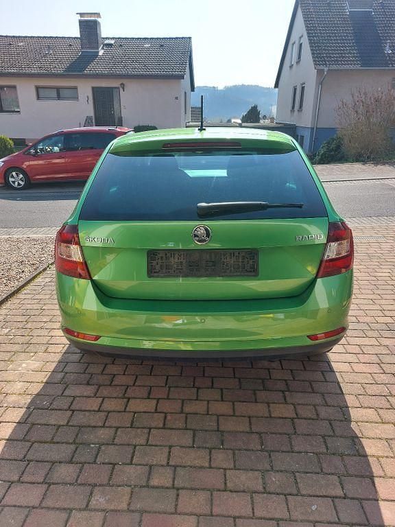 Gebraucht Skoda Rapid Clever 110 PS (80 kW) 2018 Grün Kleinwagen