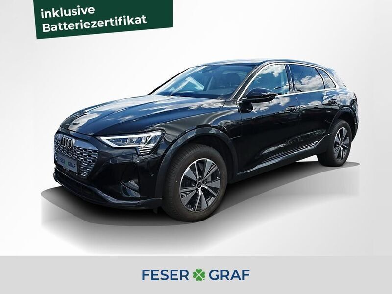 Mythosschwarz metallic Gebraucht 2023 Audi Q8 e-tron Advanced SUV | 51.440 € - Bild 1/4