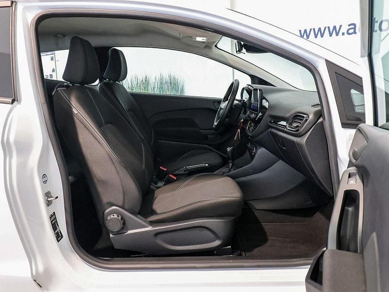 Gebraucht Ford Fiesta Cool & Connect 125 PS (91 kW) 2022 Weiß Kleinwagen
