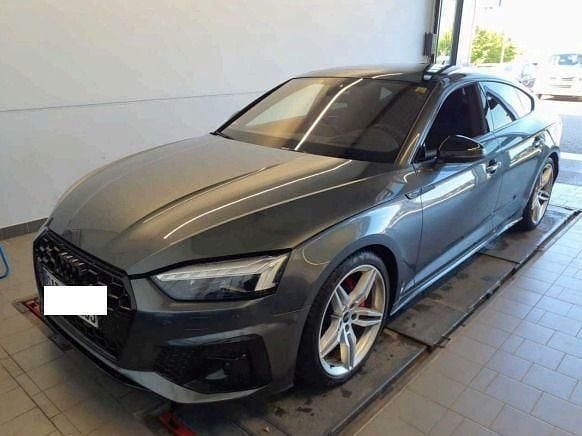Daytonagrau perleffekt Gebraucht 2023 Audi A5 Sportback S-Line Limousine | 44.840 € (Teuer) - Bild 1/3