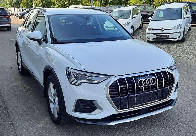 Gebraucht Audi Q3 Advanced 190 PS (139 kW) 2020 Gletscherweiß metallic SUV