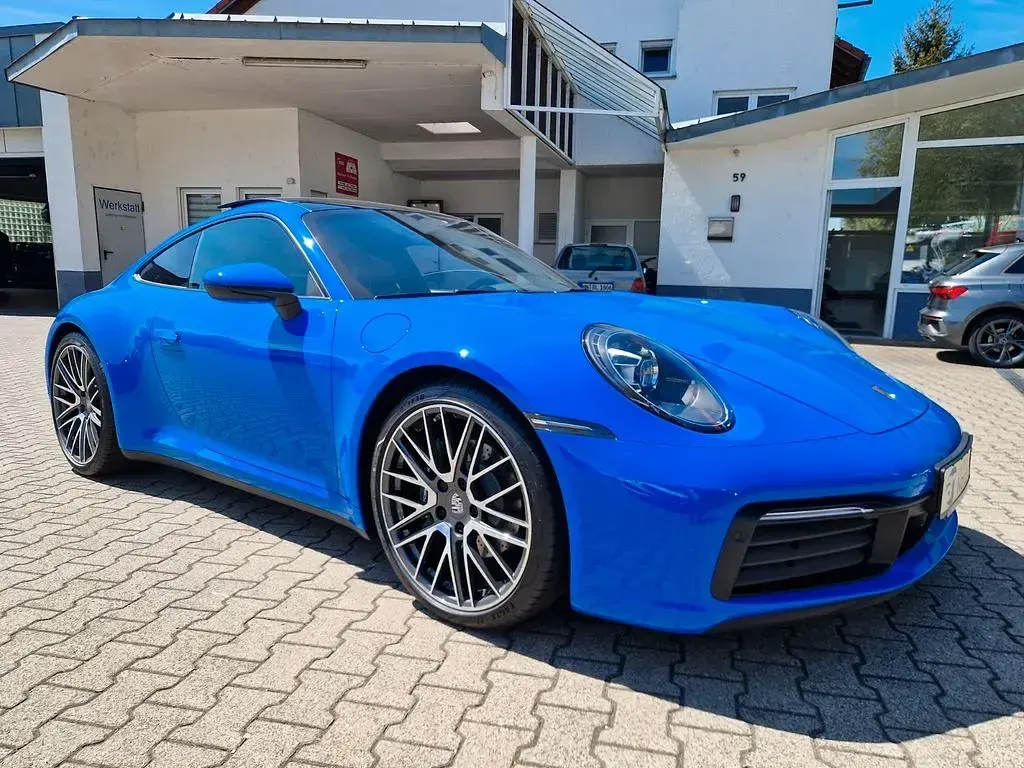 Neu Porsche 992 385 PS (283 kW) 2025 Blau Coupé