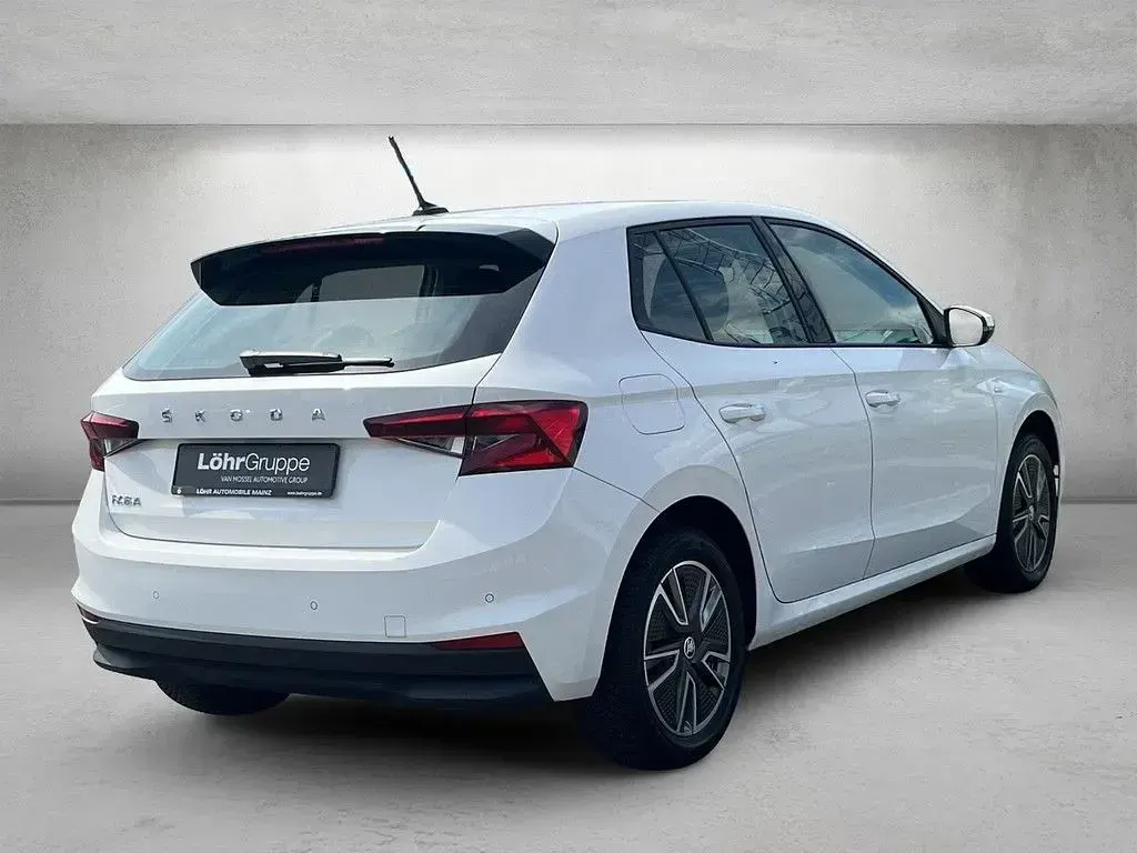 Gebraucht Skoda Fabia Tour 95 PS (69 kW) 2023 Weiß Kleinwagen