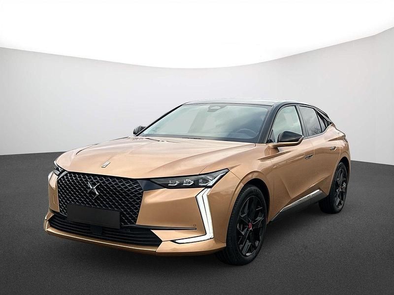 Gold/typ aussenverkleidung metalliclackierung Gebraucht 2022 DS Automobiles DS4 Performance Line Plus Limousine | 20.990 € (Superpreis) - Bild 1/4