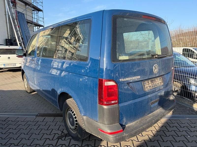 Używany VW Transporter 150 KM (110 kW) 2016 Niebieski Van