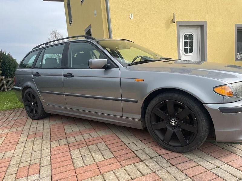Occasion BMW 318 143 ch (105 kW) 2004 Gris Break