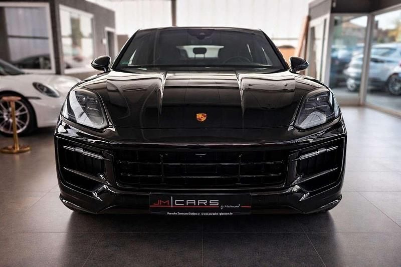 Gebraucht Porsche Cayenne Coupe 500 PS (367 kW) 2024 Schwarz Coupé