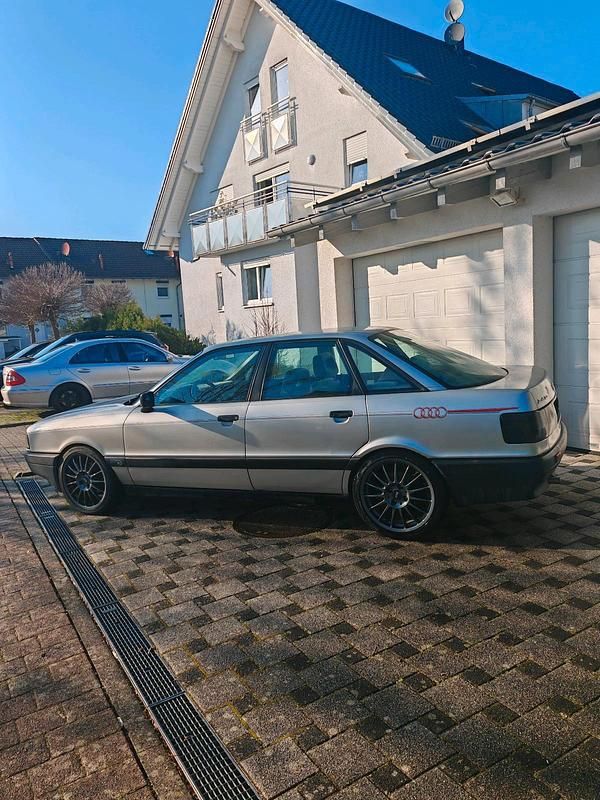 Second-hand Audi Quattro 113 CP (83 kW) 1989 Coupe