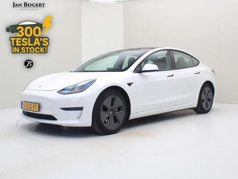 Weiß Gebraucht 2020 Tesla Model 3 Long Range AWD Limousine | 23.900 € (Etwas zu teuer) - Bild 1/4