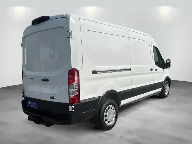Gebraucht Ford Transit Trend 165 PS (121 kW) 2025 Weiß Van