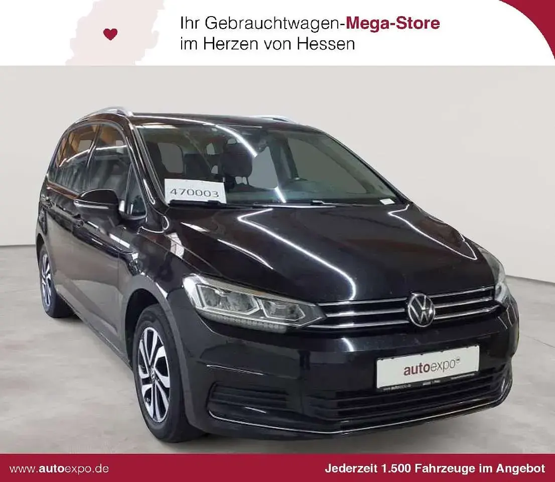 Gebraucht VW Touran Active 150 PS (110 kW) 2022 Van / Kleinbus