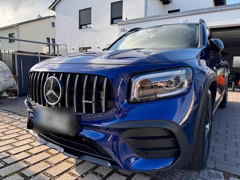 Second-hand Mercedes GLB35 AMG 306 CP (225 kW) 2021 Albastru SUV