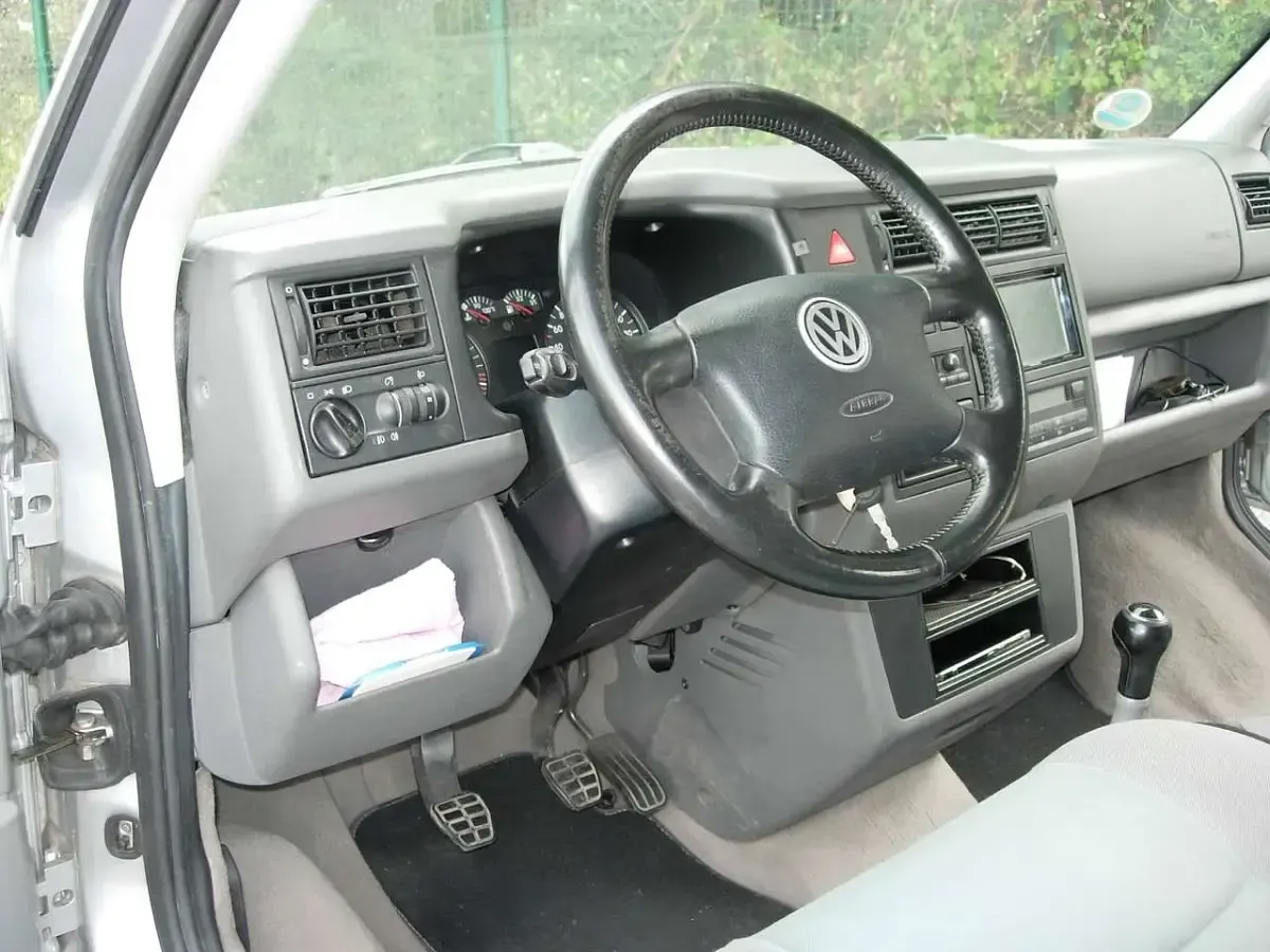 Gebraucht VW T4 151 PS (111 kW) 2002 Grau Van