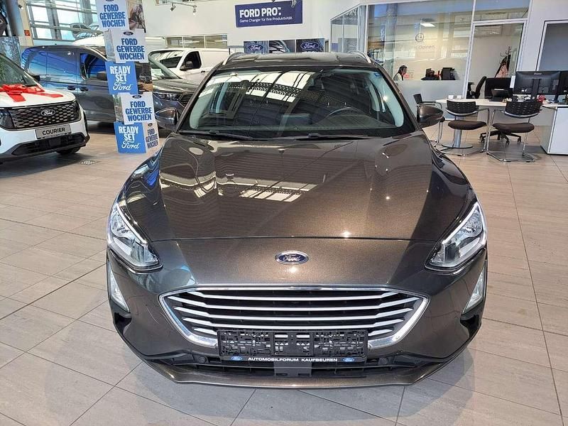 Gebraucht Ford Focus 101 PS (74 kW) 2019 Magneticgrau (metallic) Kombi