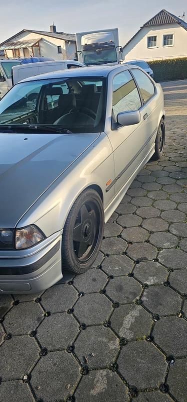 Usado BMW 316 116 HP (85 kW) 2000 Prateado