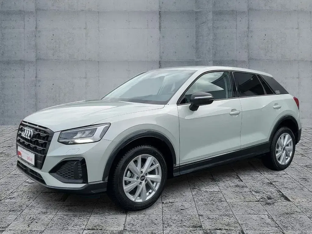 Second-hand Audi Q2 Advanced 150 CP (110 kW) 2025 Argintiu SUV