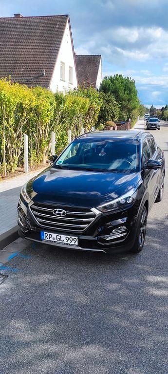 Schwarz Gebraucht 2015 Hyundai Tucson Premium SUV | 14.300 € (Guter Preis) - Bild 1/4