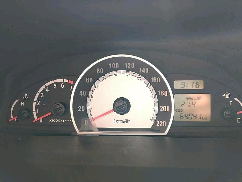 Gebraucht Hyundai Matrix 102 PS (75 kW) 2007 Schwarz Van / Kleinbus