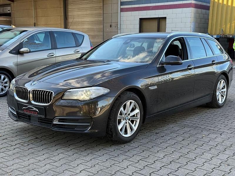 Braun Gebraucht 2013 BMW 520 Performance Limousine | 8.900 € (Superpreis) - Bild 1/4