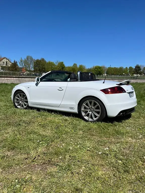 Gebraucht Audi TT Roadster S-Line 160 PS (117 kW) 2014 Weiß Cabrio