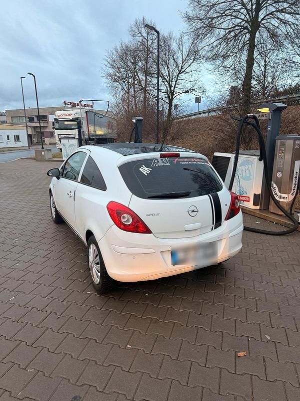 Gebraucht Opel Corsa 92 PS (67 kW) 2008 Weiß Kleinwagen