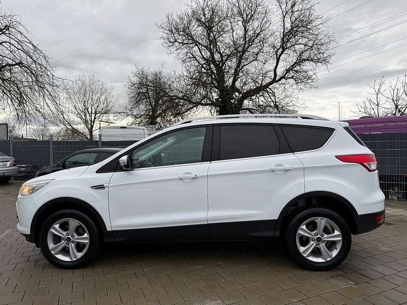 Gebraucht Ford Kuga SYNC Edition 150 PS (110 kW) 2016 Weiß SUV