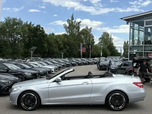 Gebraucht Mercedes E350 265 PS (194 kW) 2012 Silber Cabrio
