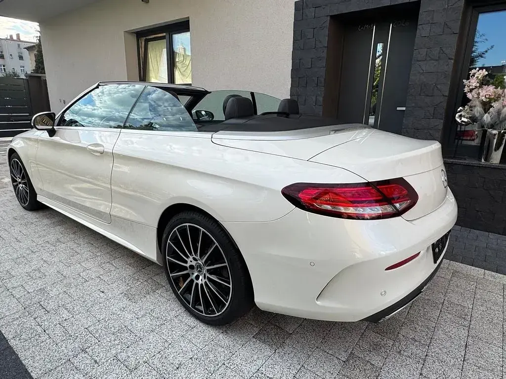 Gebraucht Mercedes C400 333 PS (244 kW) 2020 Weiß Cabrio